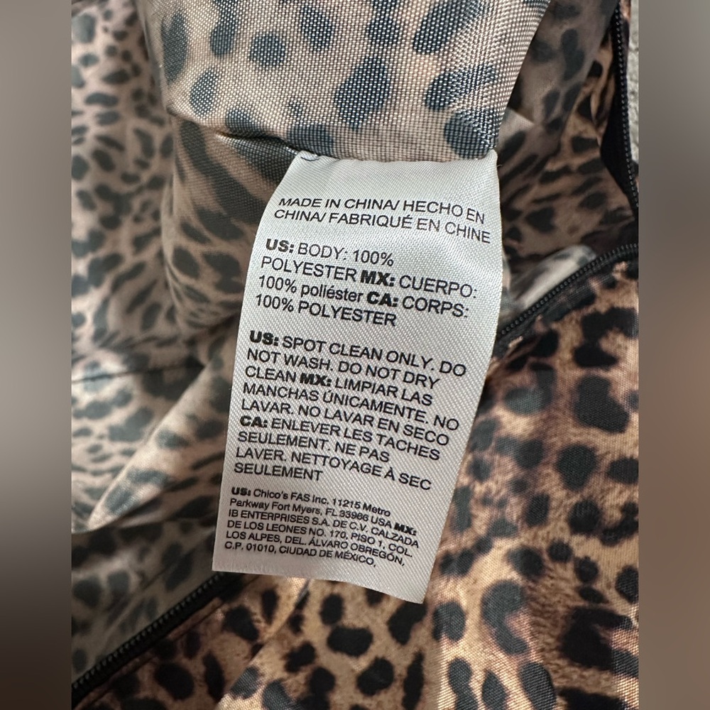 Chico's Leopard Garment Bag-New With Tags - Picture 9 of 10